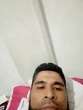 Snapshot of RandalHot chatting on July 7, 5:54 am RandalHot online show from July 7, 5:54 am
