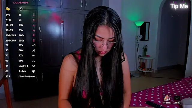 latingabby online show from September 25, 8:01 pm