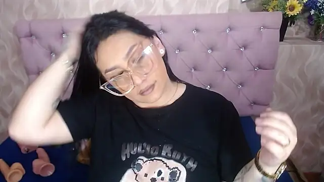 Naomi Braunx online show from November 19, 1:11 pm