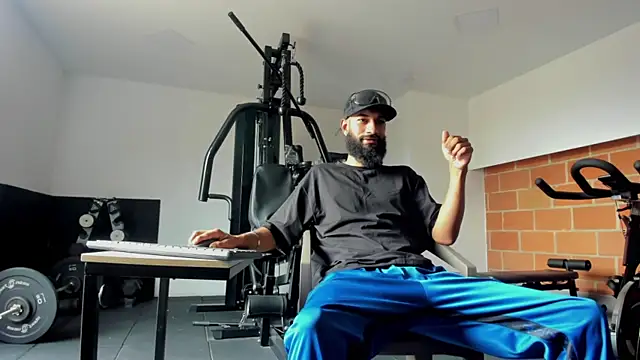 Snapshot of Damian_Shakur chatting on November 22, 12:26 pm Damian Shakur online show from November 22, 12:26 pm