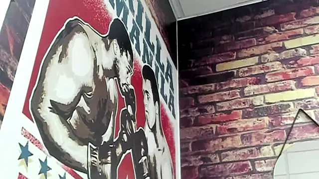 Snapshot of Damian_Shakur chatting on November 23, 12:16 pm Damian Shakur online show from November 23, 12:16 pm