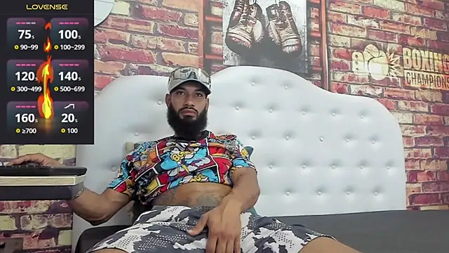 Snapshot of Damian_Shakur chatting on December 5, 11:41 am Damian Shakur online show from December 5, 11:41 am