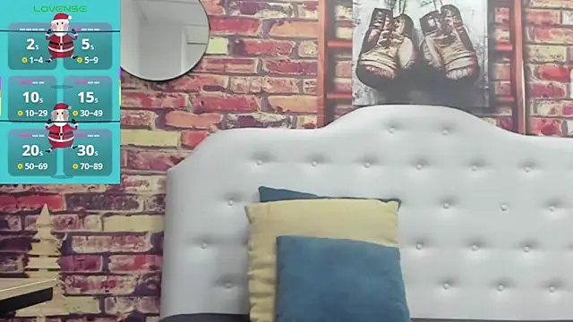 Snapshot of Damian_Shakur chatting on December 19, 5:53 pm Damian Shakur online show from December 19, 5:53 pm