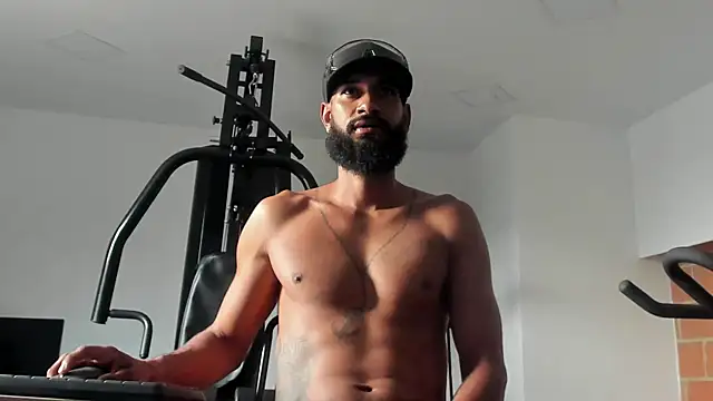 Snapshot of Damian_Shakur chatting on January 6, 12:09 pm Damian Shakur online show from January 6, 12:09 pm