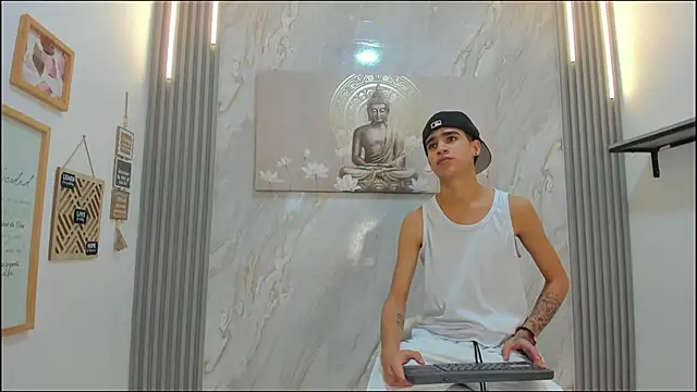 TWINKS BOYS1 online show from January 8, 7:16 pm