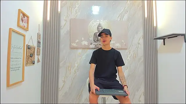 TWINKS BOYS1 online show from January 15, 7:39 pm