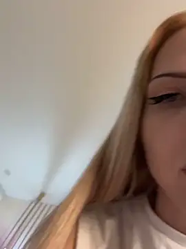 olivia soft online show from April 18, 1:26 pm