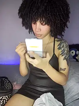 bettyboo2801 online show from November 21, 5:39 am