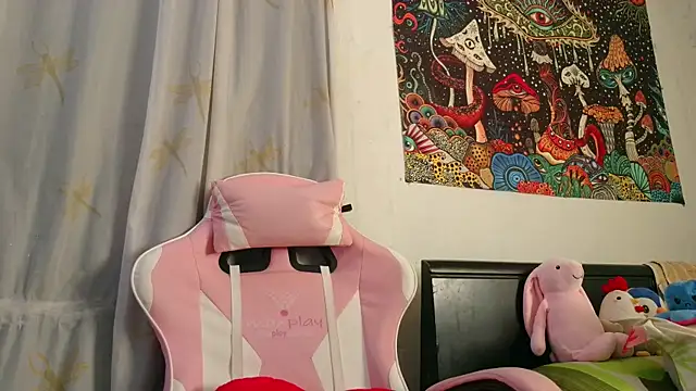 bettyboo2801 online show from March 31, 7:36 pm