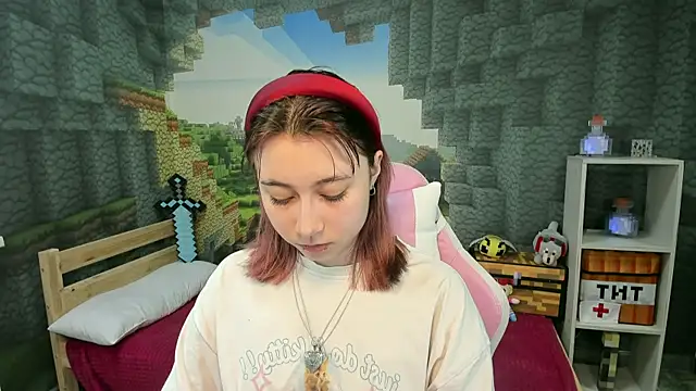 Snapshot of ClaraParks chatting on January 13, 7:41 pm ClaraParks online show from January 13, 7:41 pm