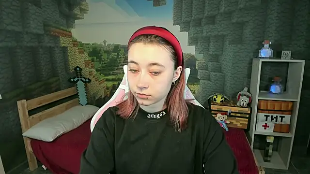 Snapshot of ClaraParks chatting on January 14, 6:13 pm ClaraParks online show from January 14, 6:13 pm