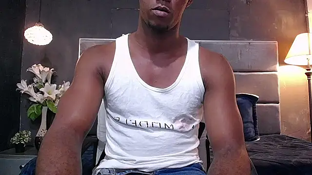 blackbignude online show from October 18, 1:30 am