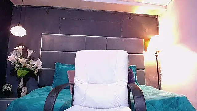 blackbignude online show from January 8, 1:19 am