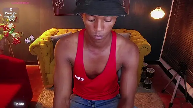 Snapshot of blackbignude chatting on July 7, 2:03 am blackbignude online show from July 7, 2:03 am