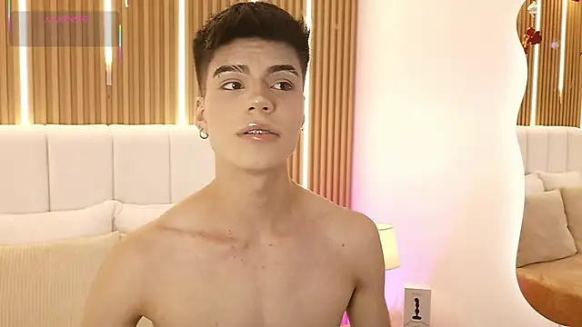 Snapshot of Dulcey_ chatting on March 3, 7:03 am Dulcey online show from March 3, 7:03 am