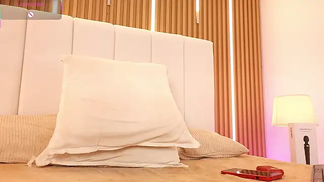 Dulcey  online show from April 9, 6:19 am