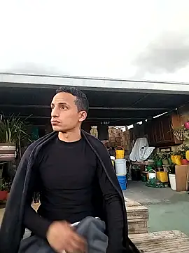 Dani22cmhot online show from January 14, 11:09 pm