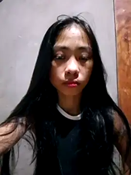 Snapshot of SweetMissPinay18 chatting on June 18, 4:44 pm SweetMissPinay18 online show from June 18, 4:44 pm