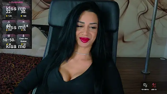 Snapshot of NaomiScarlet chatting on October 11, 8:57 am NaomiScarlet online show from October 11, 8:57 am
