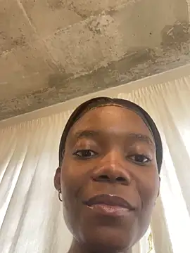 prettydollyy online show from March 3, 8:09 am