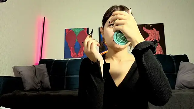 TrixiBell online show from September 18, 4:36 am