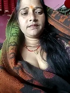 Cutreet online show from December 17, 4:13 pm