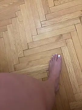 NellyExtraa online show from February 8, 6:44 pm