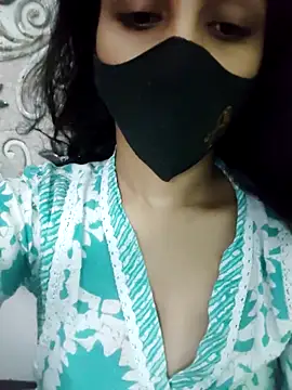 Zoya G online show from February 28, 8:21 pm