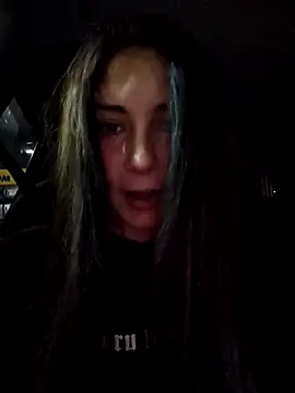 Snapshot of SaraViss20 chatting on September 10, 6:08 pm SaraViss20 online show from September 10, 6:08 pm