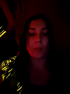 Snapshot of SaraViss20 chatting on October 17, 5:04 pm SaraViss20 online show from October 17, 5:04 pm