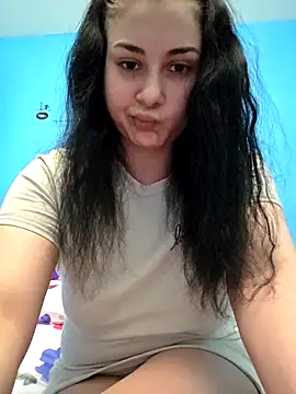 SaraViss20 online show from March 4, 1:50 pm