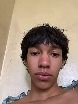 Snapshot of javi_fer chatting on February 6, 4:54 pm javi fer online show from February 6, 4:54 pm