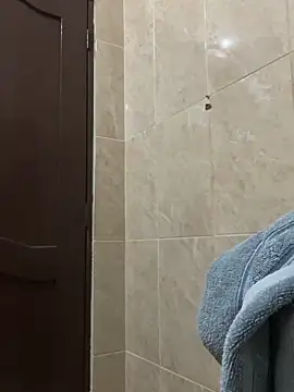 Snapshot of javi_fer chatting on February 12, 2:39 am javi fer online show from February 12, 2:39 am