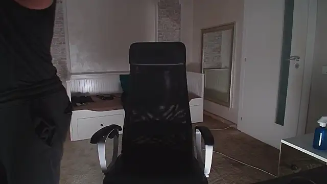 Snapshot of IvanHydee chatting on February 22, 5:40 am IvanHydee online show from February 22, 5:40 am