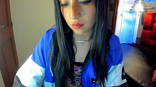 Snapshot of Sheilly_brown chatting on September 14, 4:28 pm Sheilly brown online show from September 14, 4:28 pm