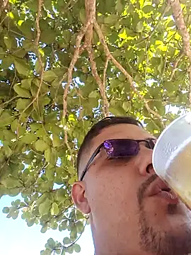 feehzungi0000 online show from November 29, 5:49 pm