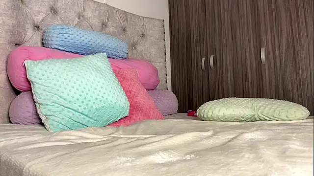 Gabrielatafur online show from April 1, 3:18 am