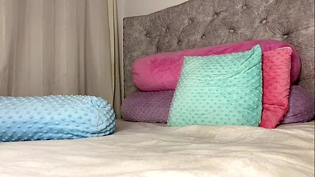 Gabrielatafur online show from April 18, 3:10 am