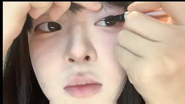 EnEn xiaobao online show from November 11, 3:56 pm