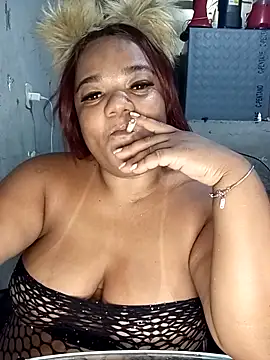 Snapshot of melcarioca1111 chatting on May 10, 2:28 am melcarioca1111 online show from May 10, 2:28 am