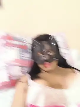 DuCreu online show from October 12, 1:43 pm