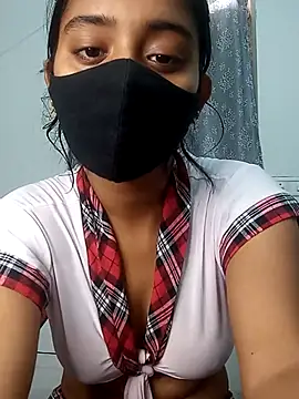 shrutee12 online show from November 7, 9:09 am