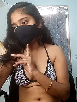 shrutee12 online show from November 17, 9:26 am