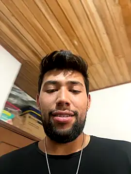 JGentleman online show from October 12, 5:45 pm