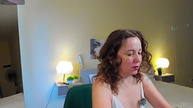 Kira Adler online show from July 10, 1:10 am