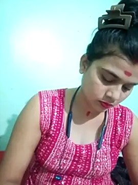 Snapshot of Kavya-Tiwari chatting on May 17, 5:20 pm Kavya-Tiwari online show from May 17, 5:20 pm