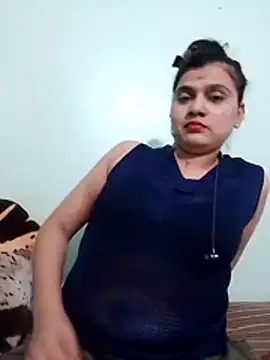 Snapshot of Kavya-Tiwari chatting on June 21, 10:18 am Kavya-Tiwari online show from June 21, 10:18 am