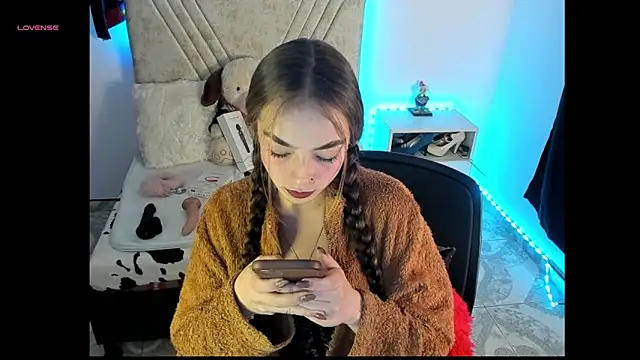 Mia Victoria22 online show from April 25, 2:36 am