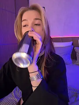 Marryme- online show from April 9, 1:49 pm