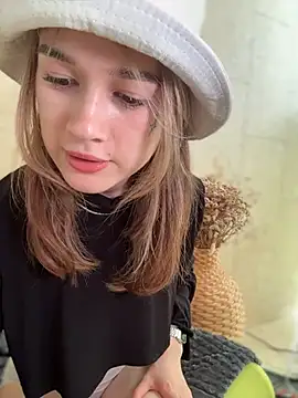 Snapshot of Marryme- chatting on June 15, 3:47 pm Marryme- online show from June 15, 3:47 pm